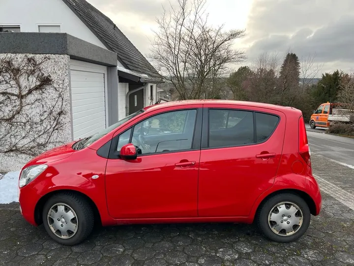 Opel Agila