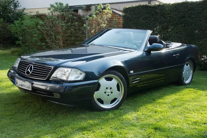 Mercedes-Benz SL 320