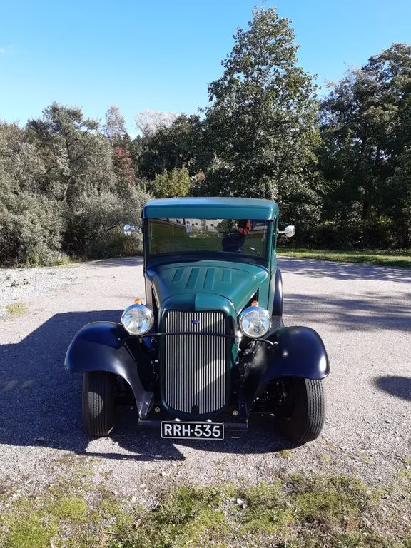 Ford F 100