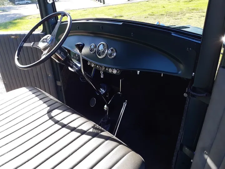 Ford F 100