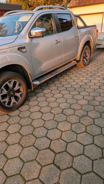 Renault Alaskan