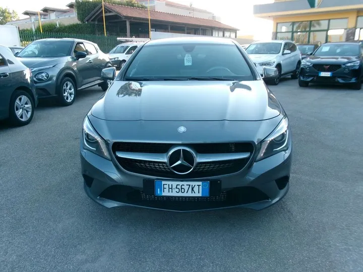 Mercedes-Benz CLA 180