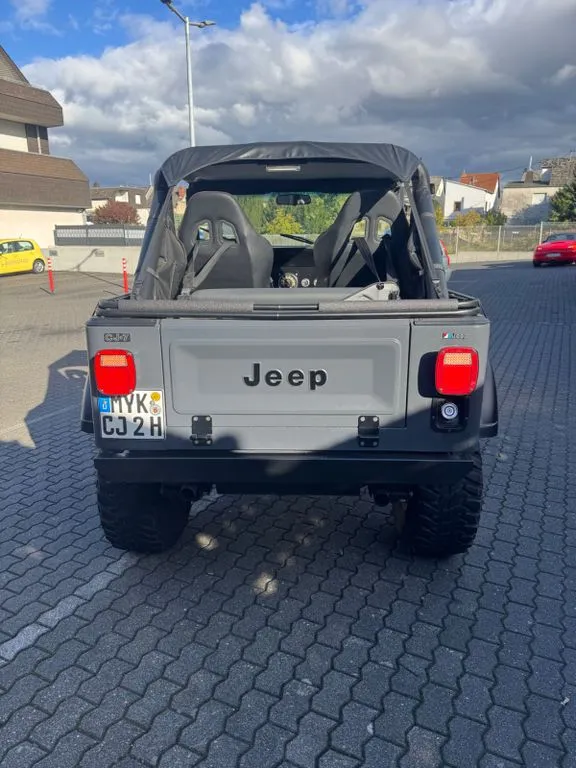Jeep CJ