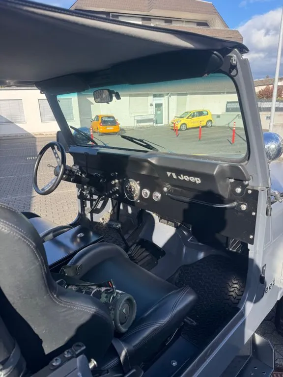 Jeep CJ