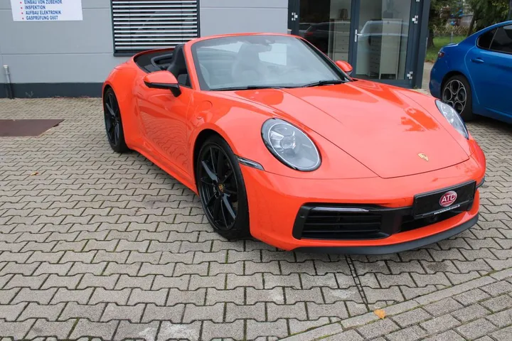 Porsche 992