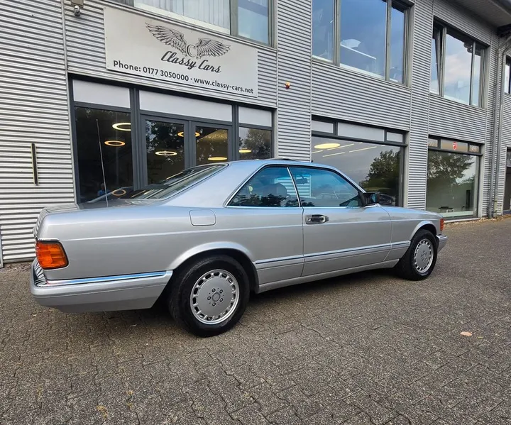 Mercedes-Benz 560