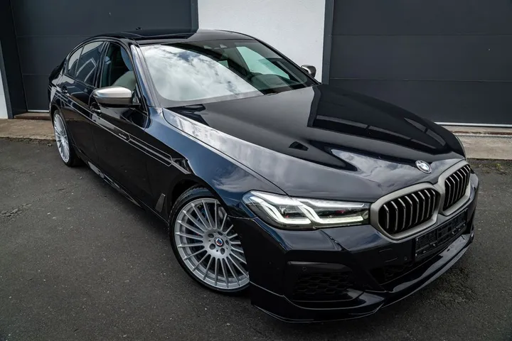 BMW M550