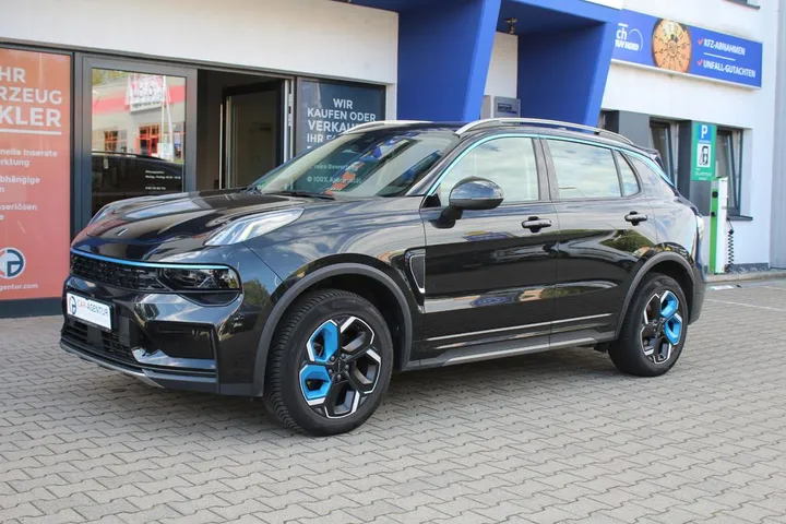Lynk&Co 01