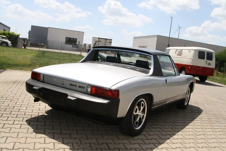 Porsche 914