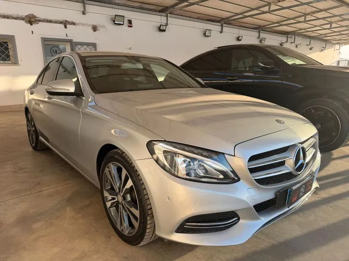 Mercedes-Benz C 220