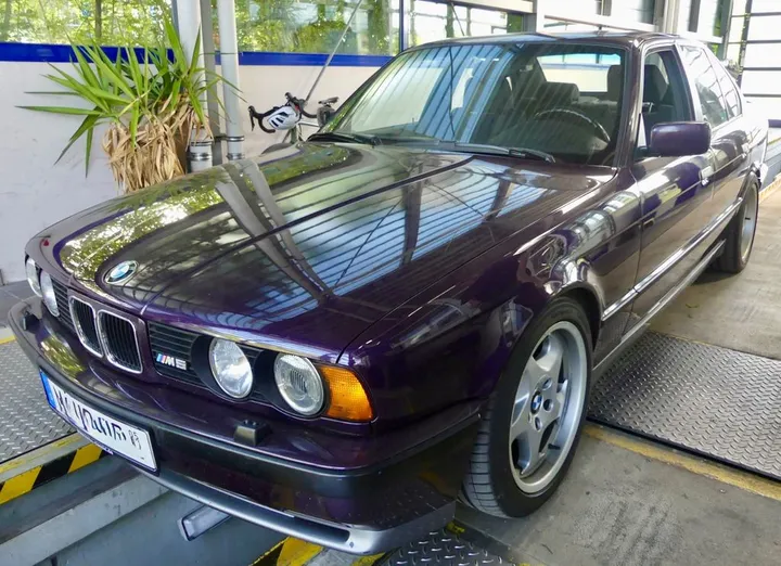 BMW M5