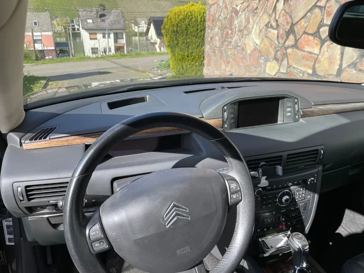 Citroën C6