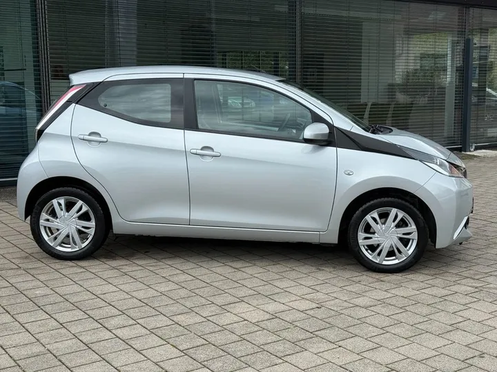 Toyota Aygo (X)