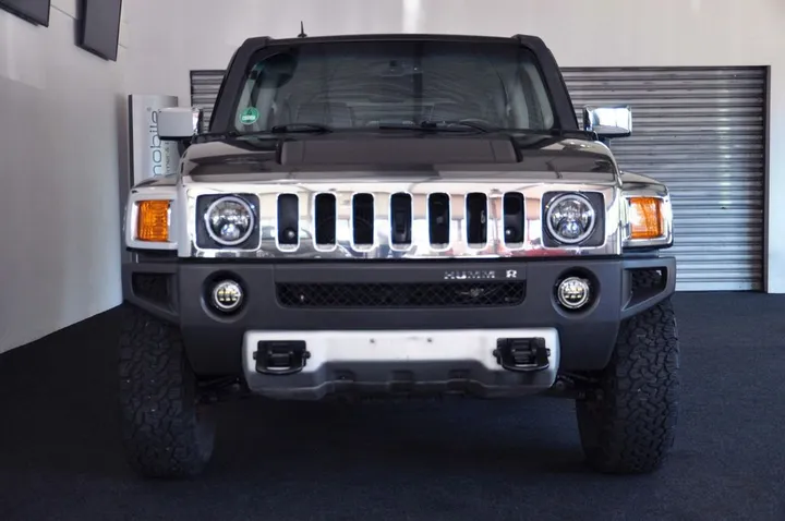 Hummer H3
