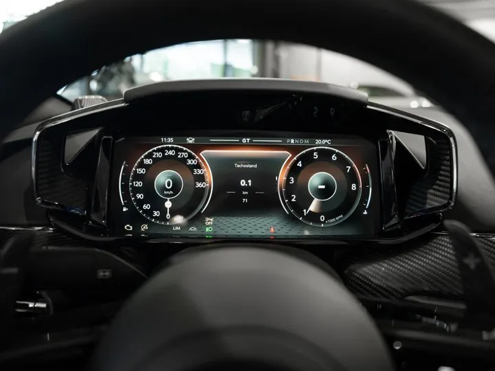 Aston Martin Vanquish