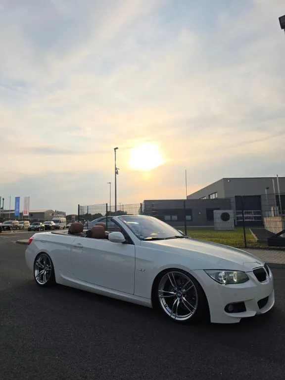 BMW 325