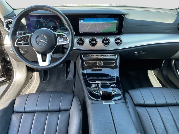 Mercedes-Benz E 200