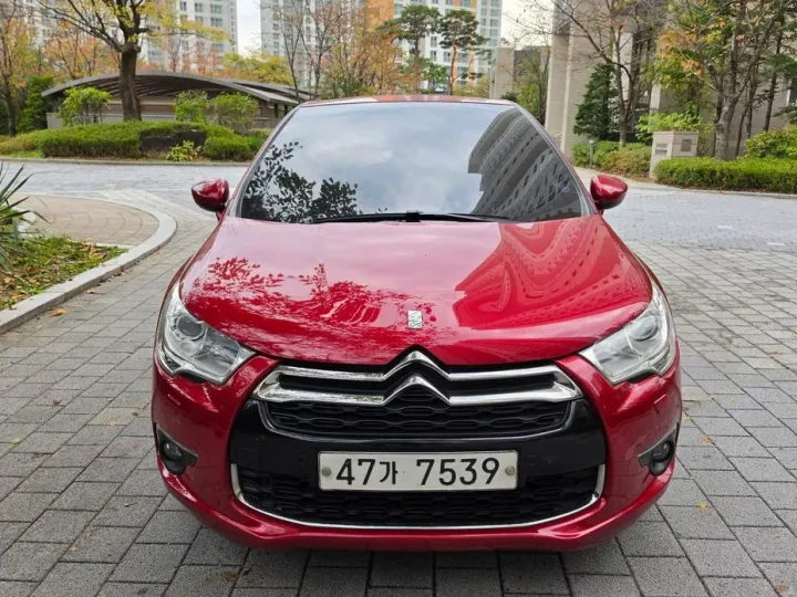 Citroen-DS DS4