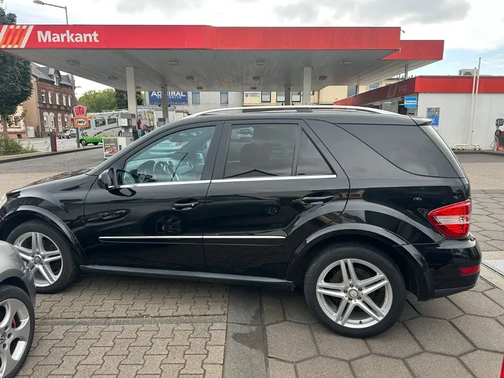 Mercedes-Benz ML 350