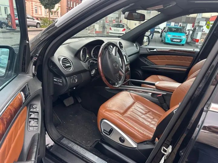 Mercedes-Benz ML 350