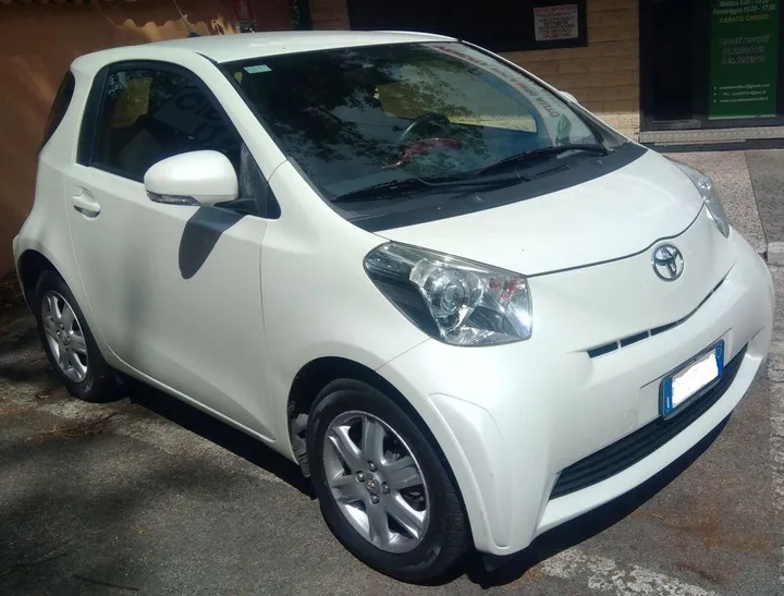 Toyota IQ