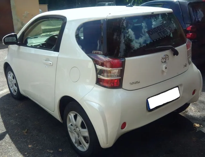 Toyota IQ