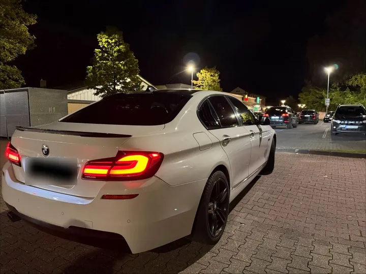 BMW 525