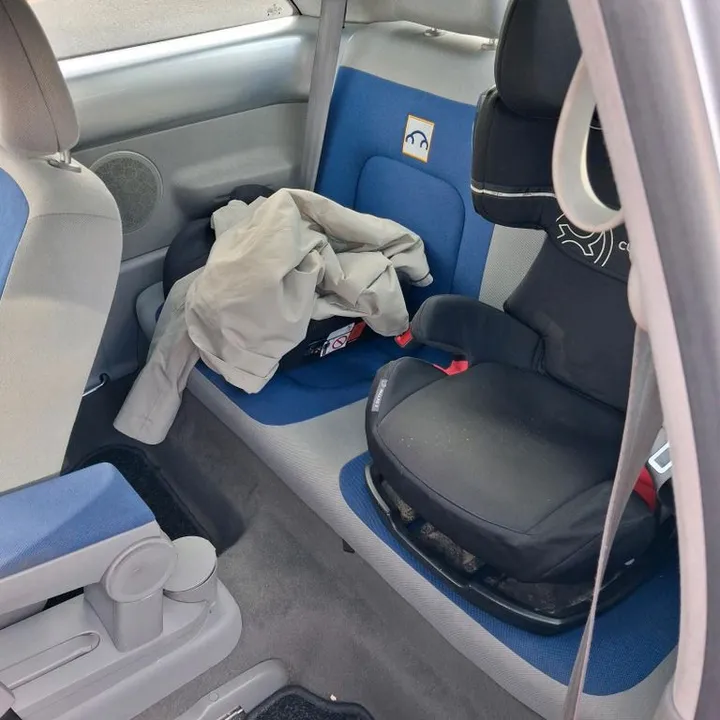 Volkswagen New Beetle