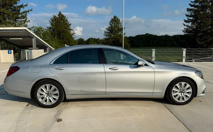 Mercedes-Benz S 560