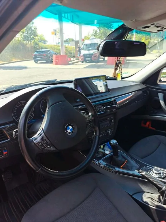 BMW 325