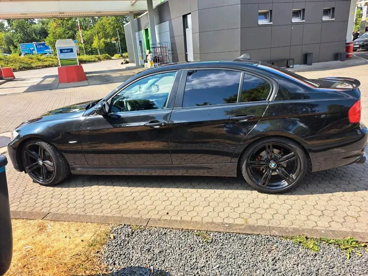 BMW 325