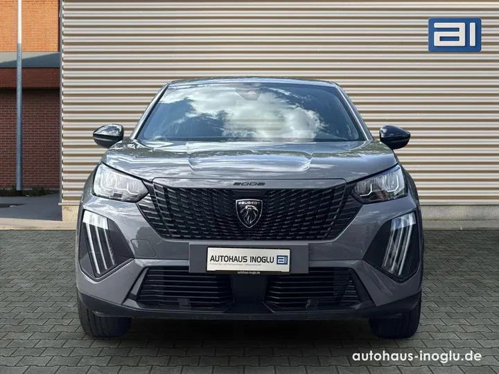 Peugeot e-2008