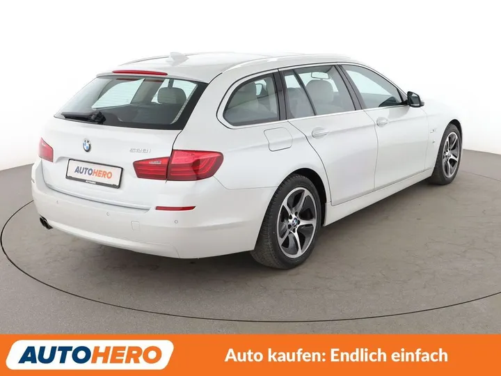 BMW 528