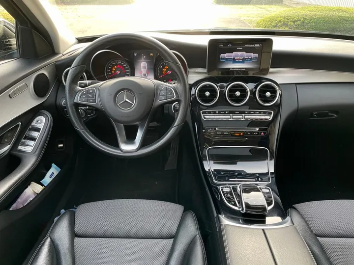 Mercedes-Benz C 180