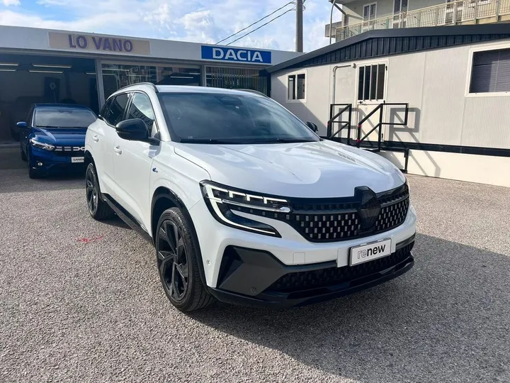 Renault Alaskan