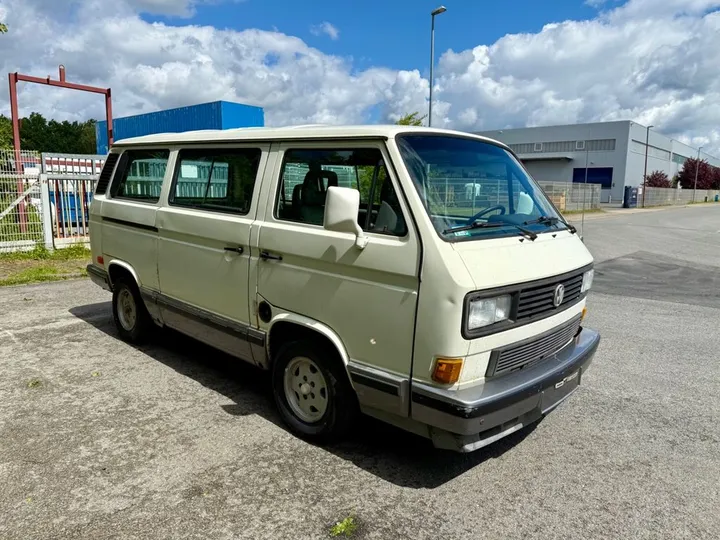 Volkswagen T3 Caravelle