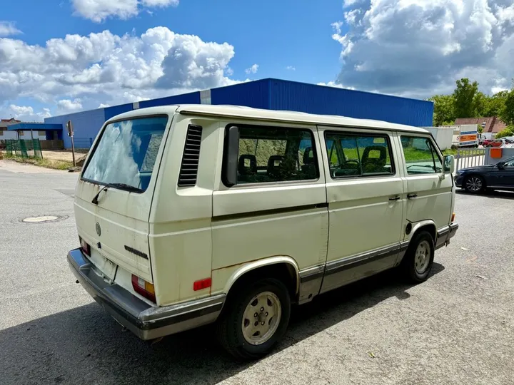 Volkswagen T3 Caravelle
