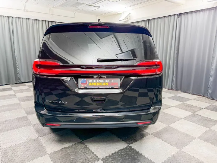 Chrysler Pacifica