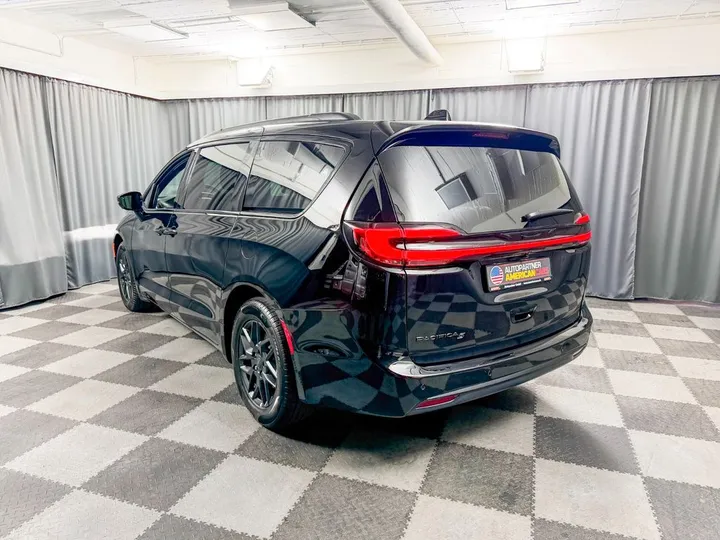 Chrysler Pacifica
