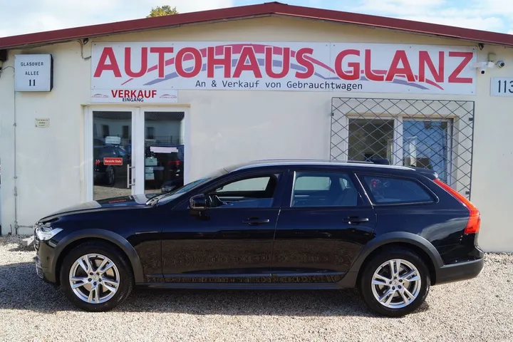 Volvo V90 Cross Country