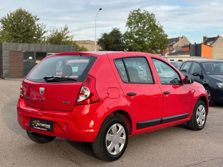 Dacia Sandero