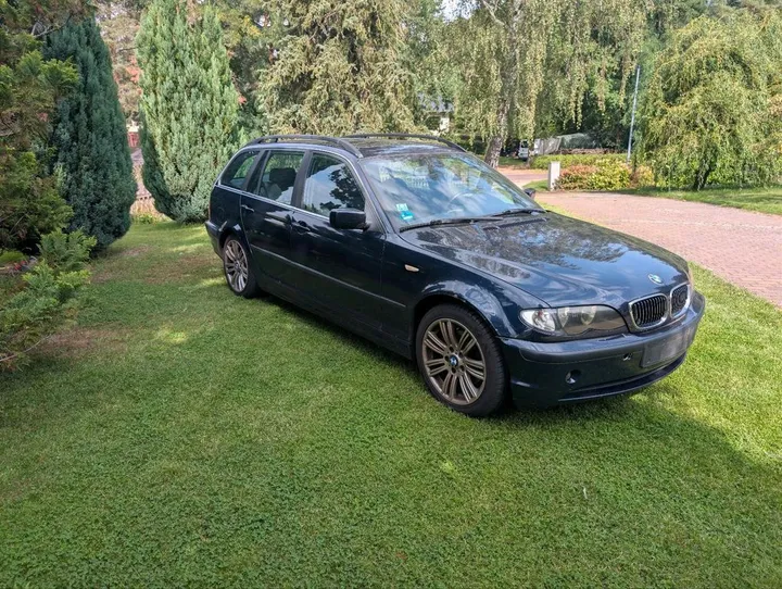 BMW 320