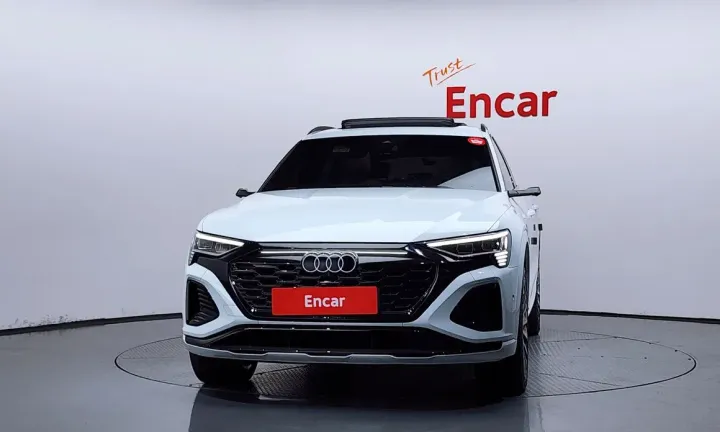 Audi Q8 e-tron