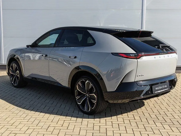 Mazda CX-6e