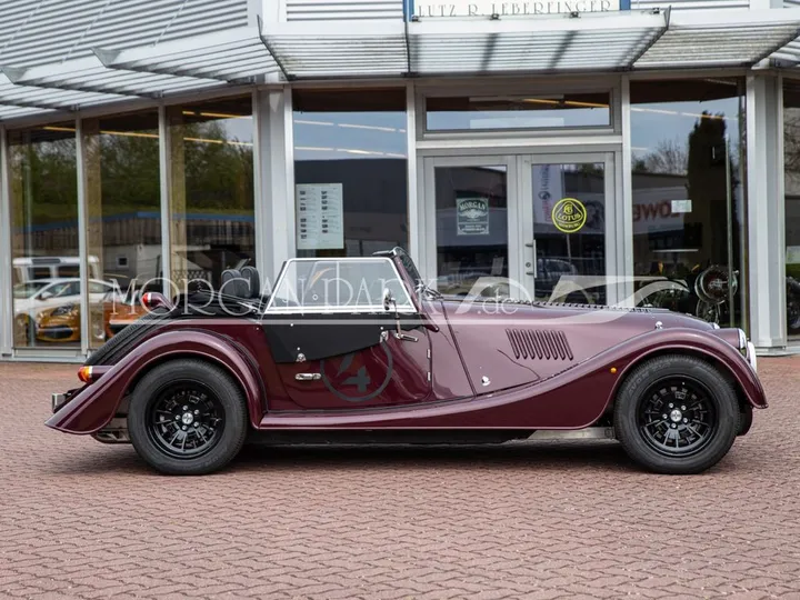 Morgan Plus 4