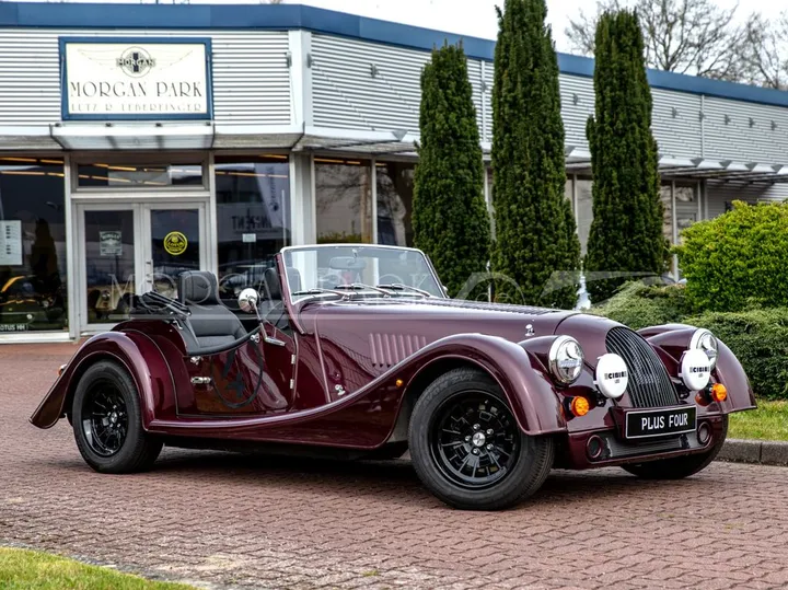 Morgan Plus 4