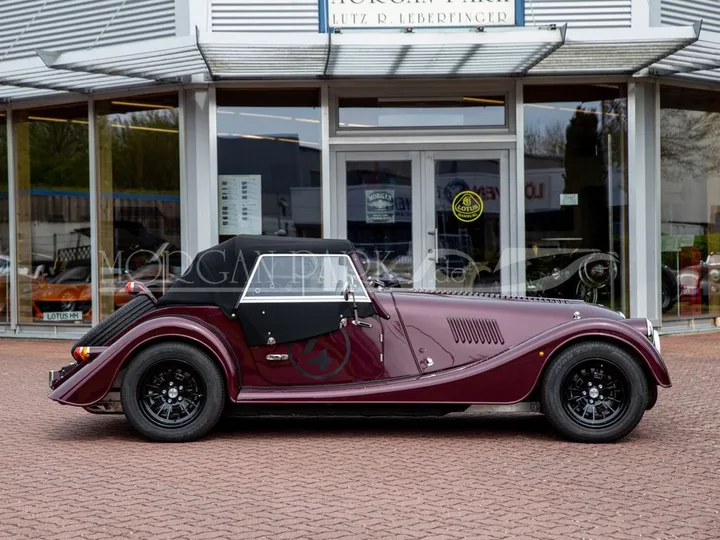 Morgan Plus 4