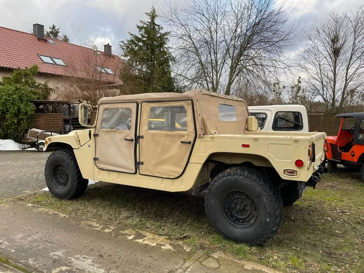Hummer H1