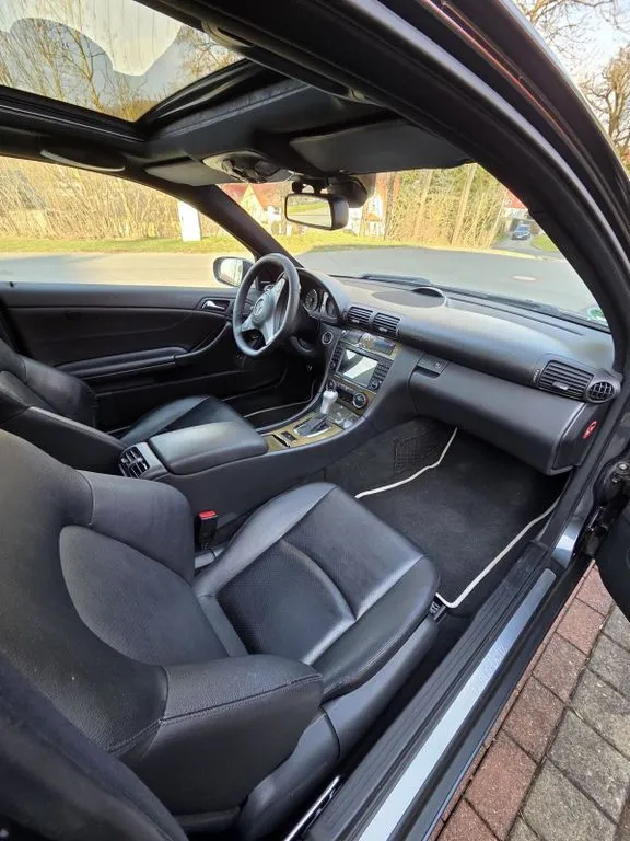 Mercedes-Benz CLC 220