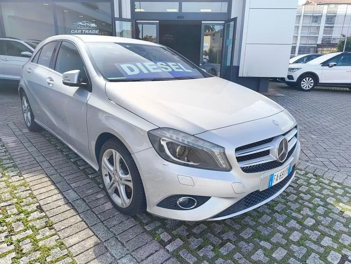 Mercedes-Benz A 180